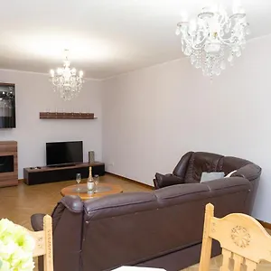  Апартаменты Spacious In The Center Of Obolon 2 Bedrooms Украина